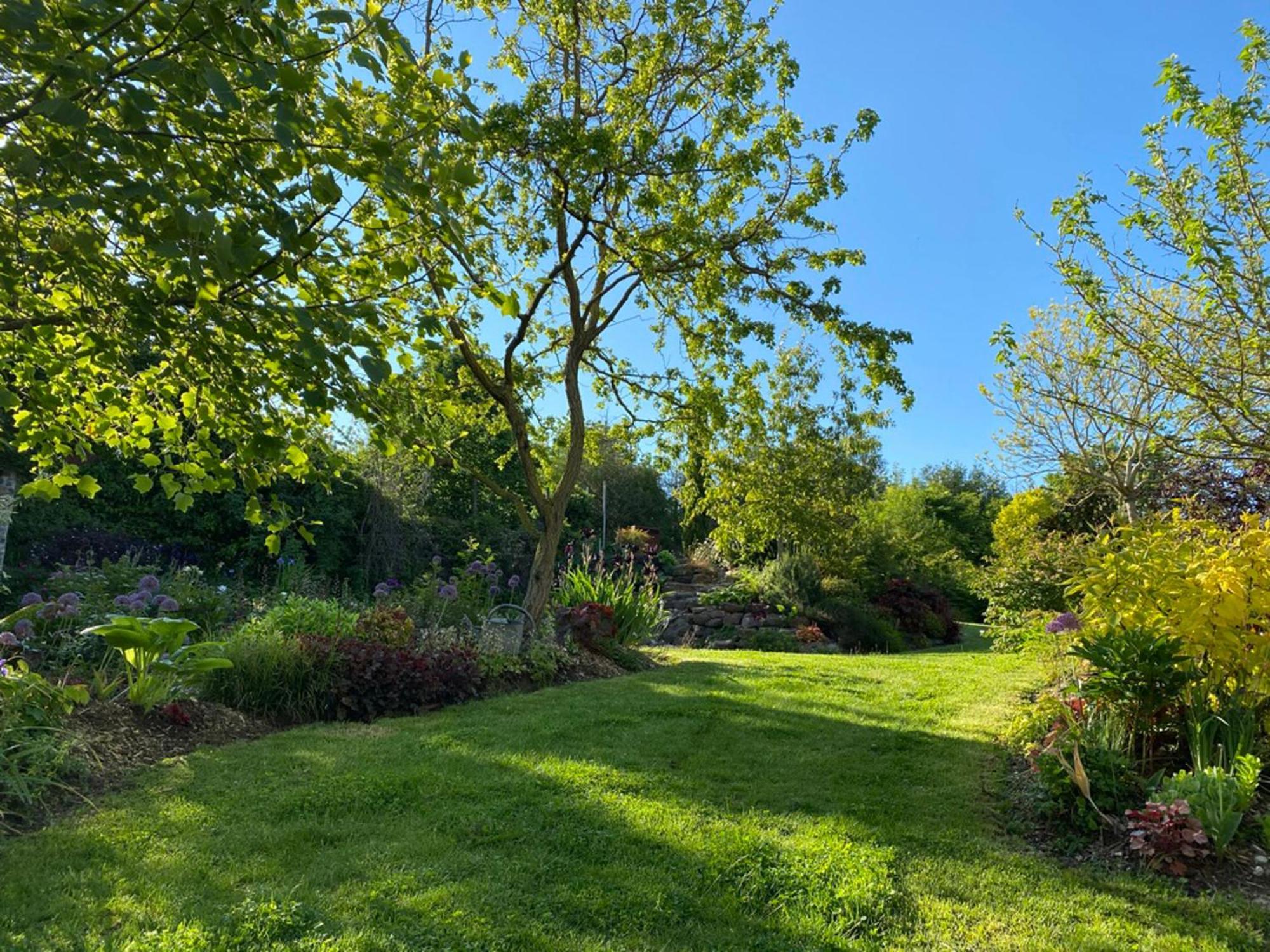 L'Ecole Des Garcons Bed and Breakfast Maigne Buitenkant foto